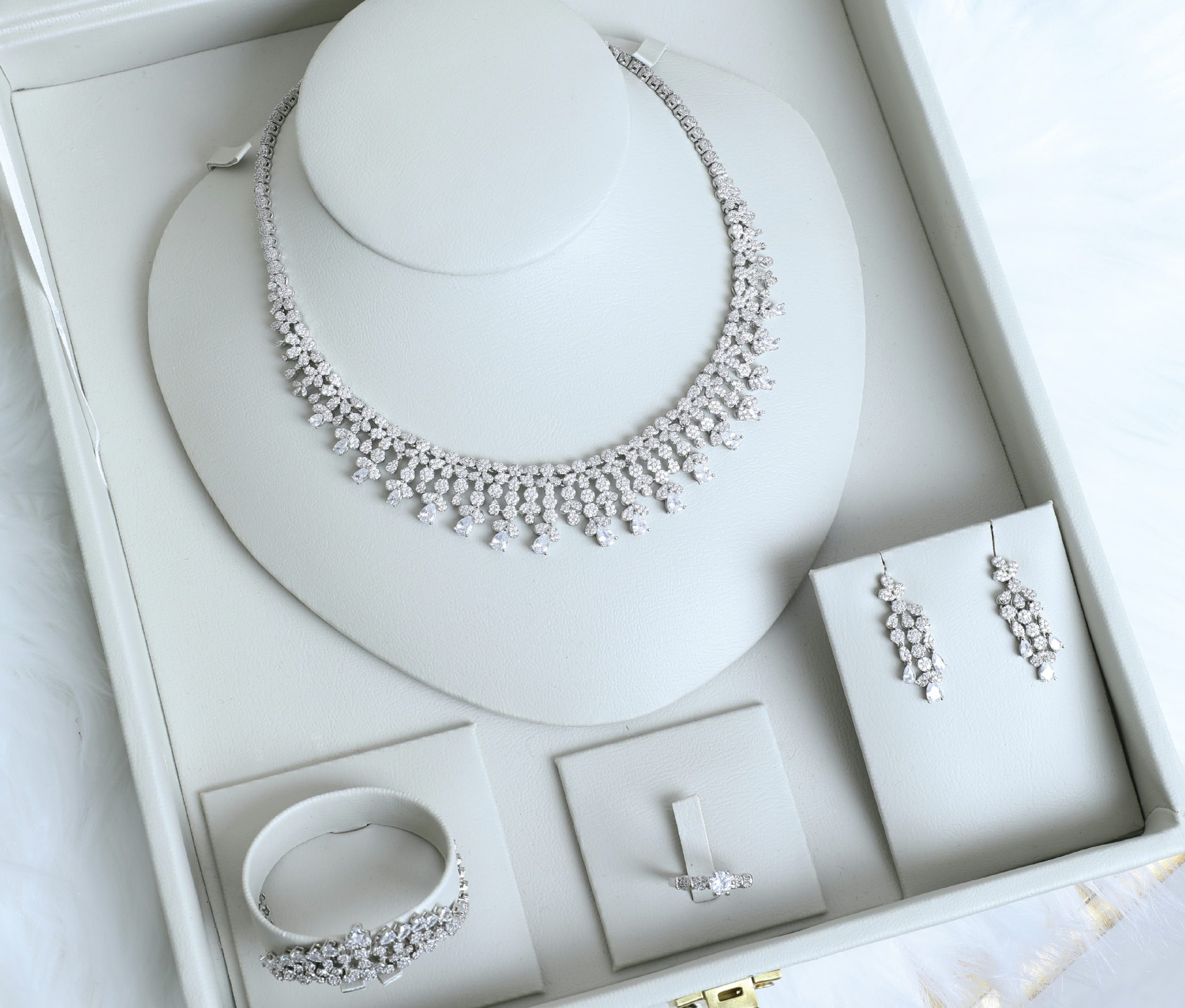 newest high collection jewelry- image 7-01